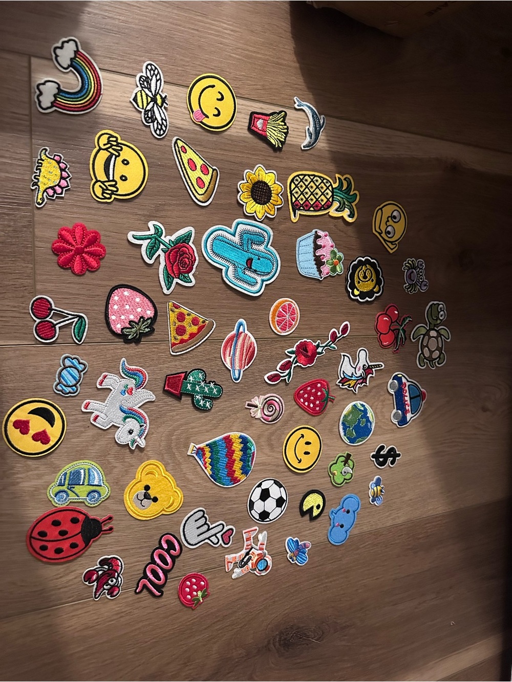 Assorted Iron-On Emoji and Decorative Patches - Colorful Mix - Picture 5 of 5